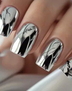Silver nail effect